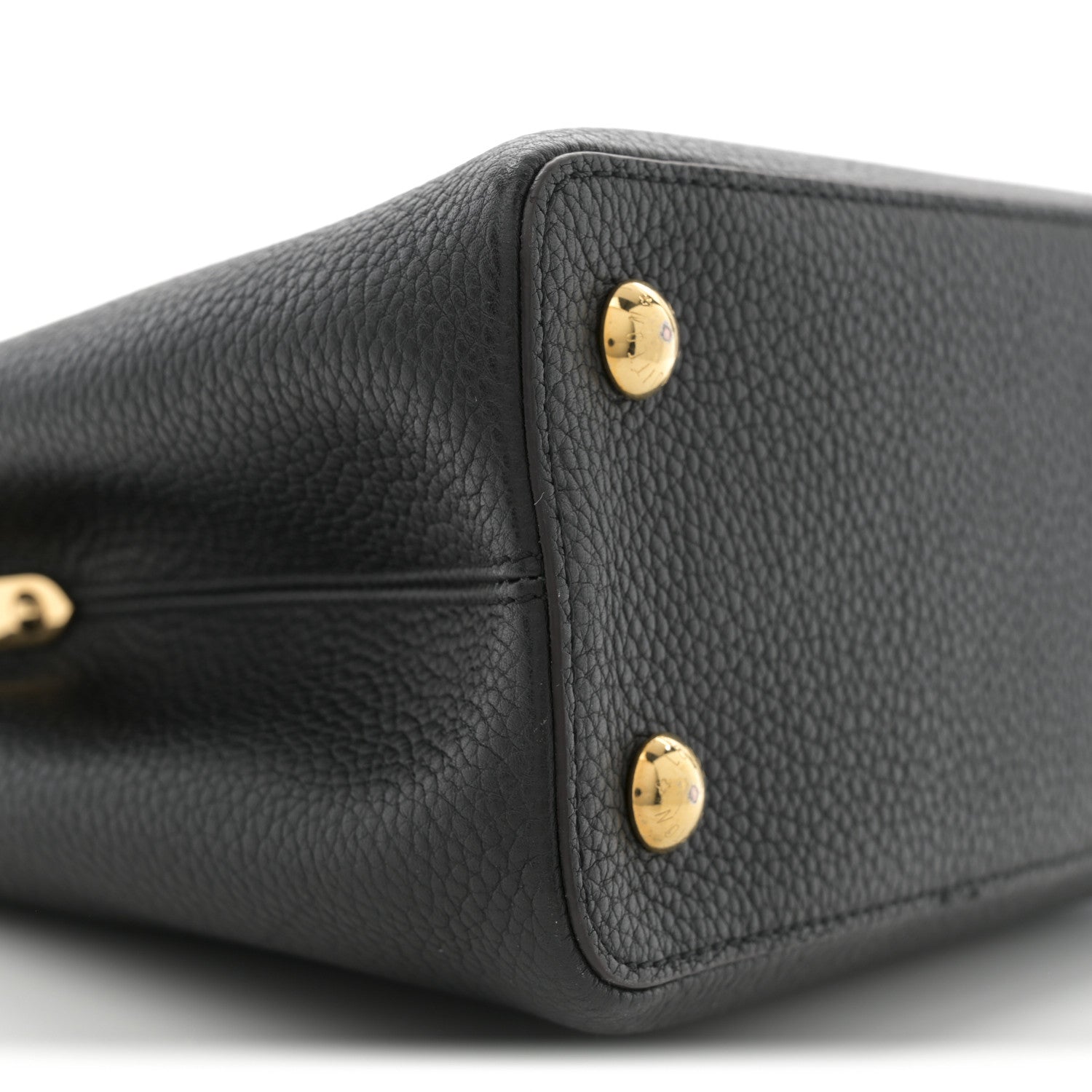 Louis Vuitton Taurillon Capucines PM Black 8 of 9