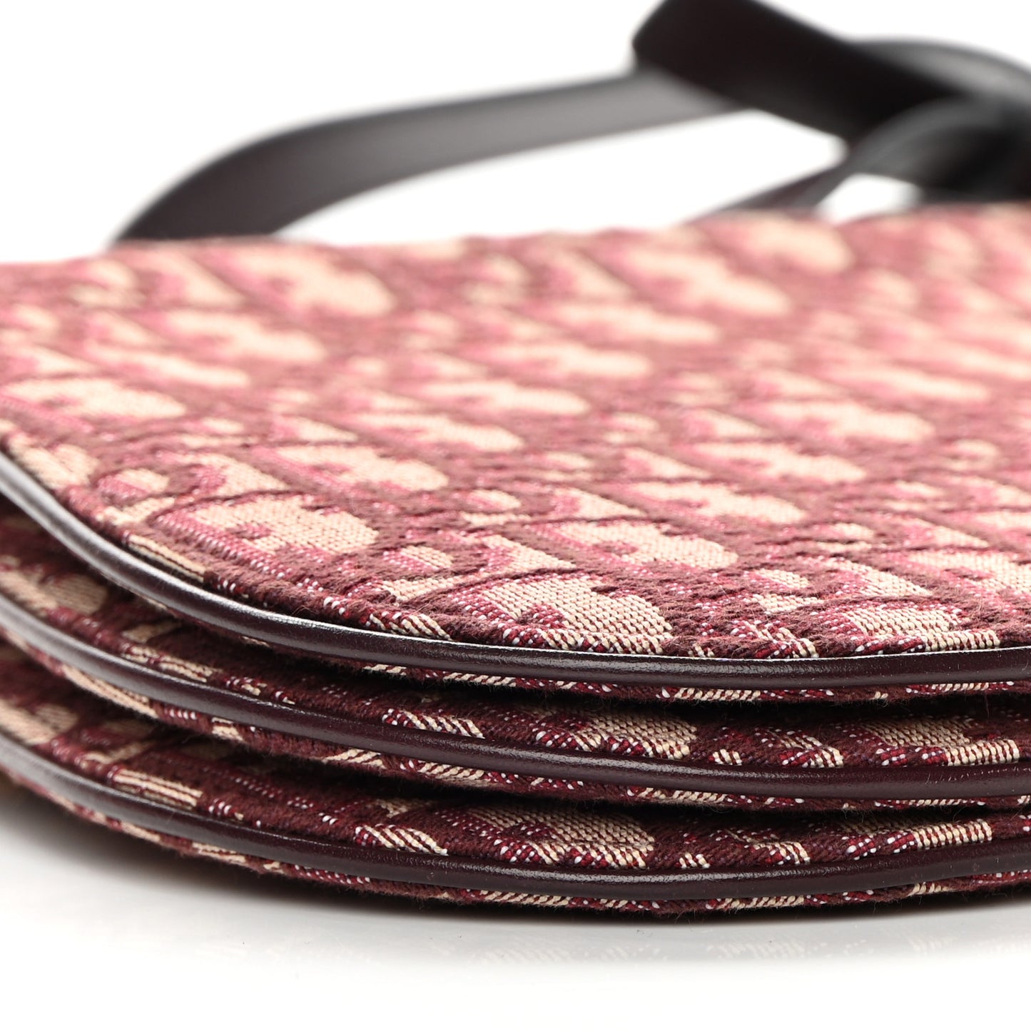 Oblique Saddle Pouch With Strap Burgundy