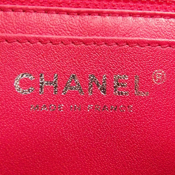 Caviar Jumbo Flap Red