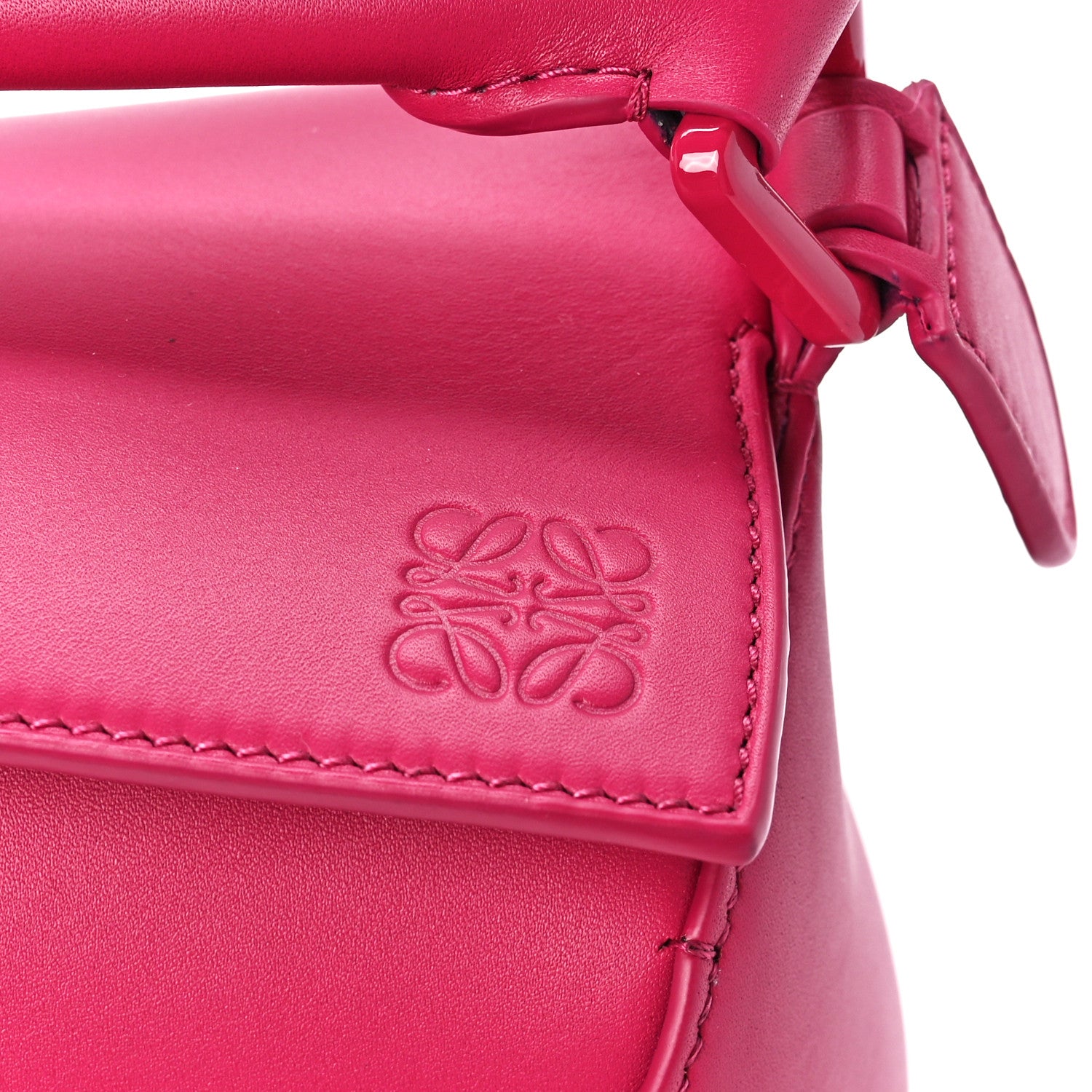 Loewe Satin Calfskin Monochrome Small Puzzle Edge Bag Ruby Red Glaze 7 of 11