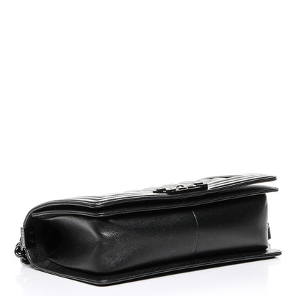 Chanel Caviar Quilted Medium Boy Flap So Black 4 of 7