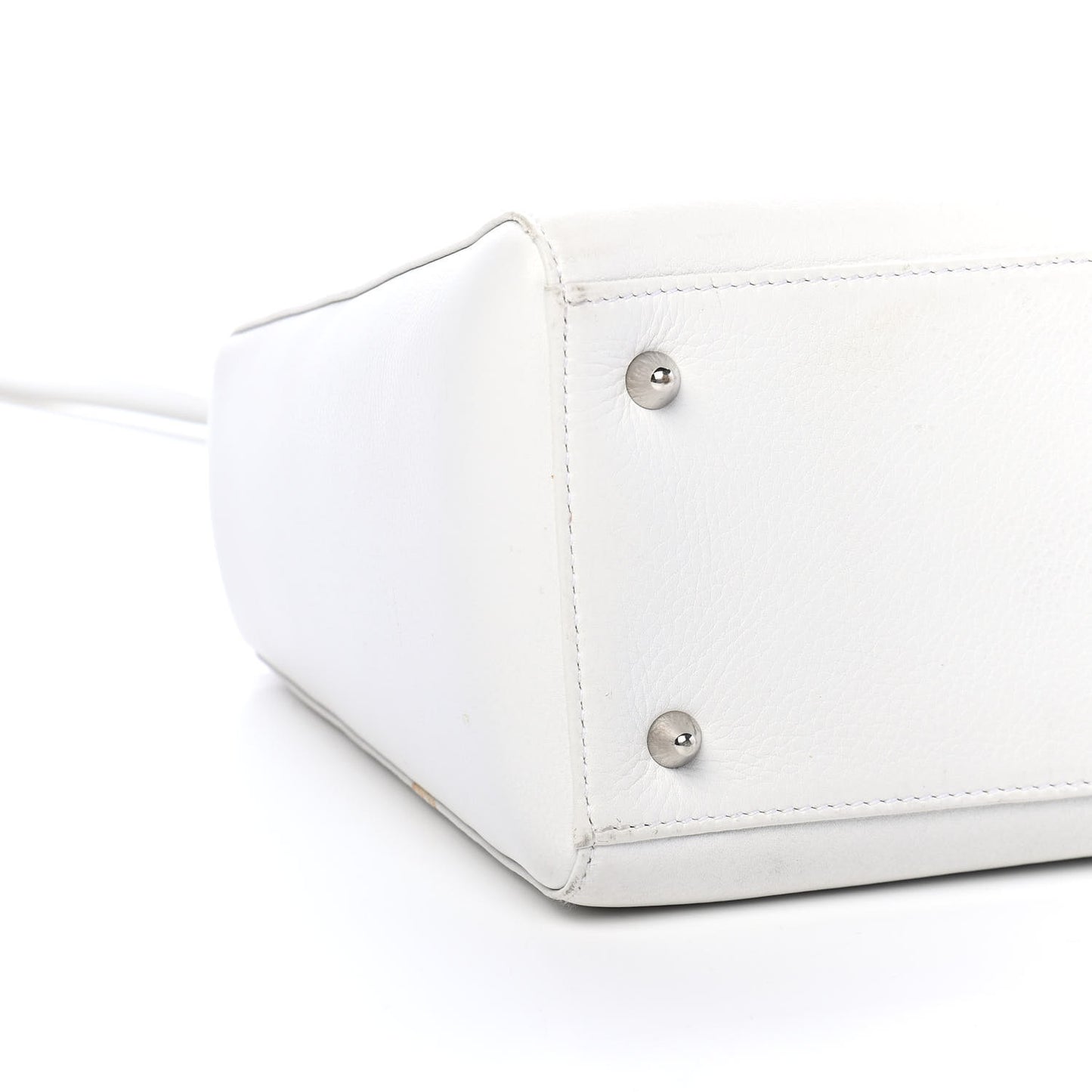Grained Calfskin Medium Lady Dior White