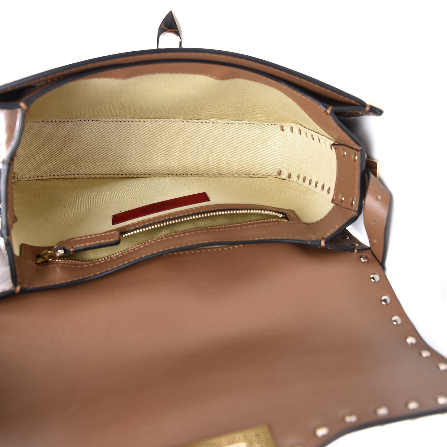 Vitello Medium Rockstud Flap Saddle Bag Nocciola