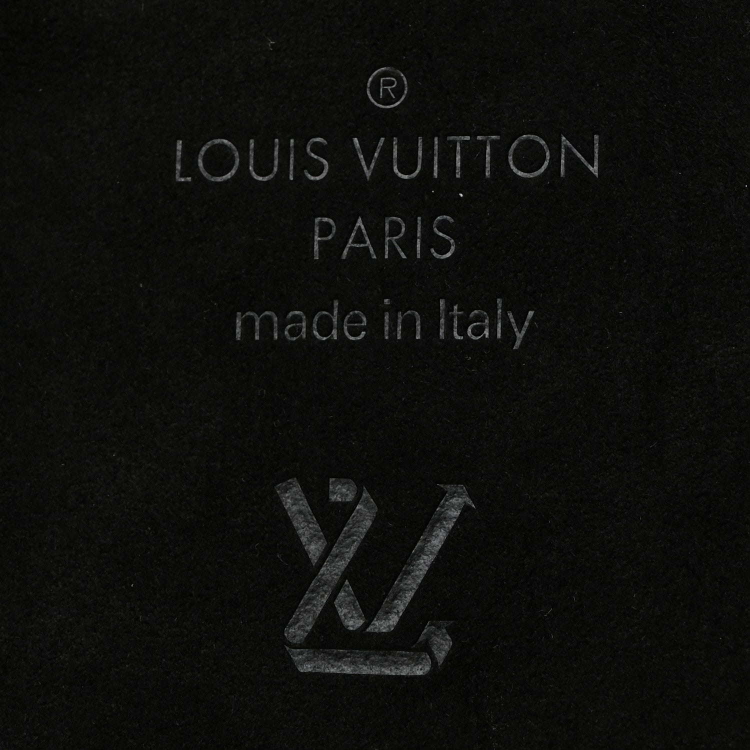 Louis Vuitton Rubber Monogram Trunk With Chain iPhone 14 Pro Case Black 5 of 7