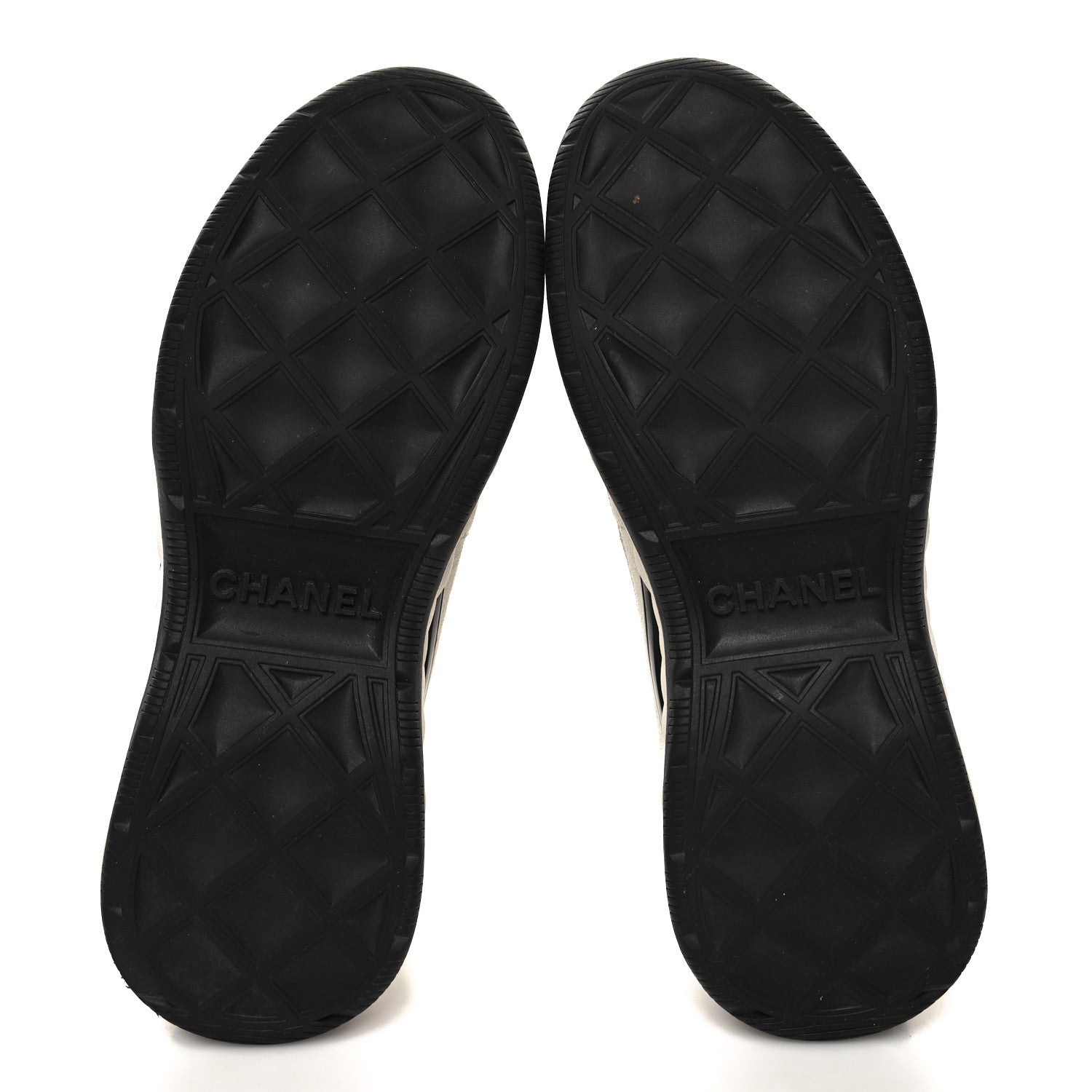 Chanel Velvet Calfskin Mixed Fibers CC Sneakers 37.5 Ivory Black 5 of 8