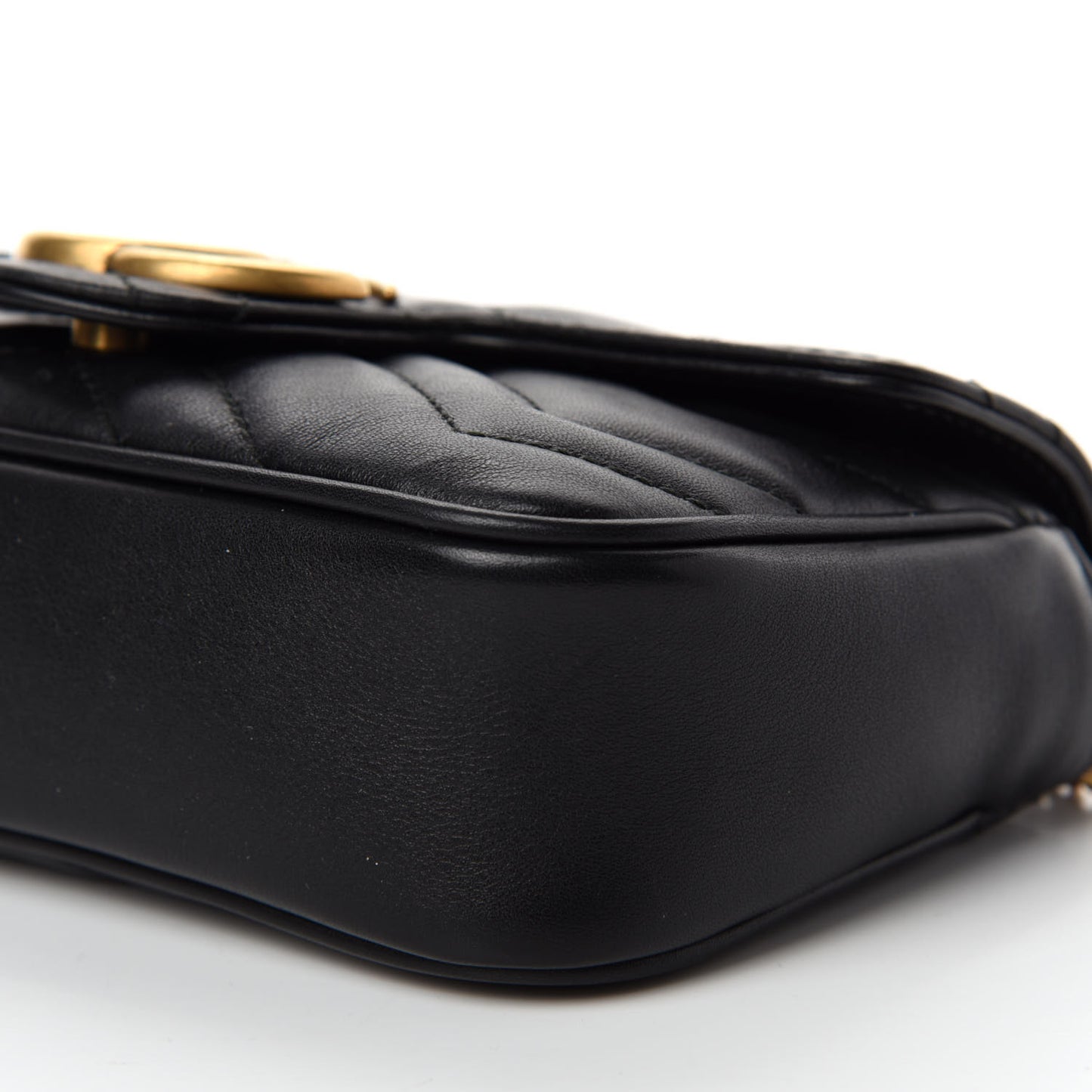 Calfskin Matelasse Super Mini GG Marmont Shoulder Bag Black