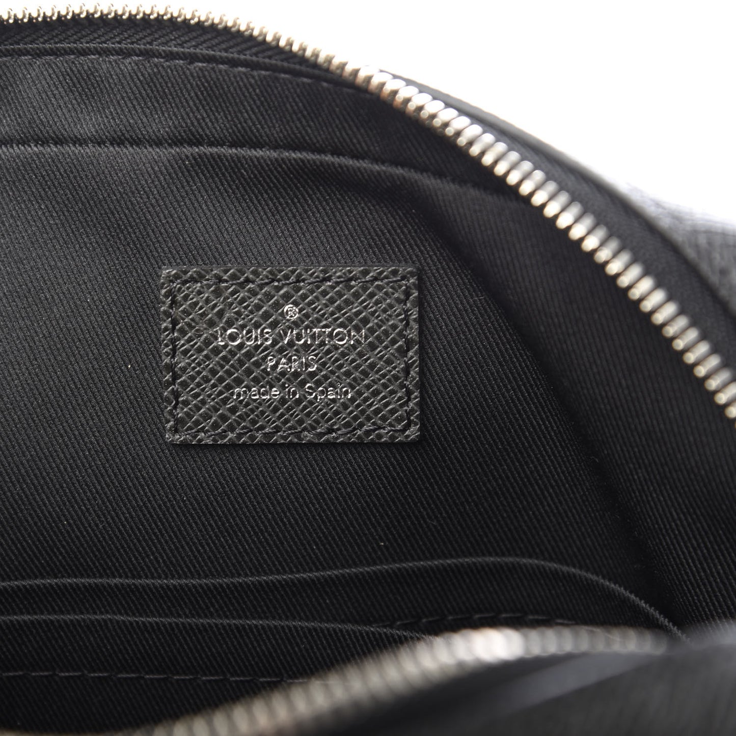 Taiga Anton Pochette Ardoise