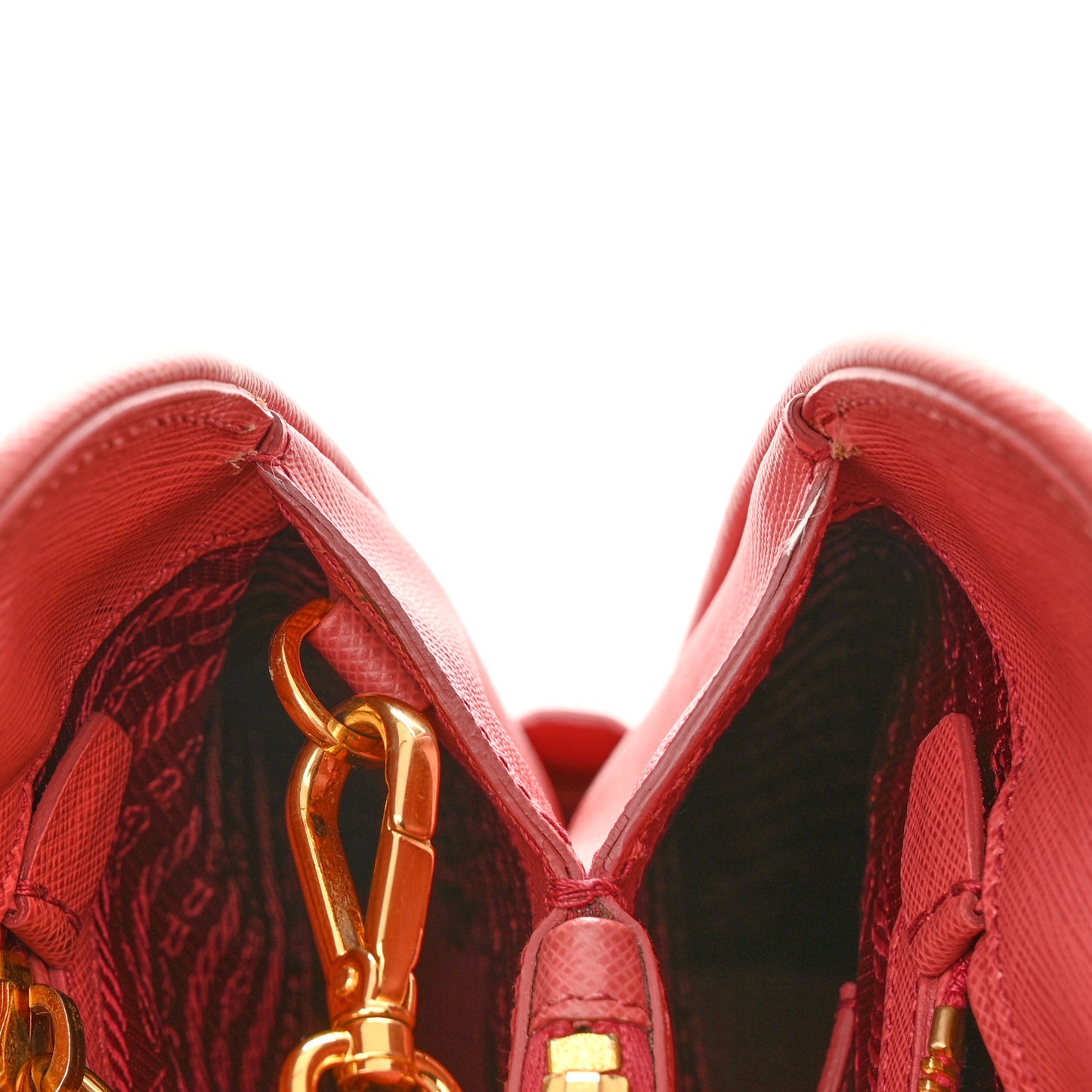 Saffiano Lux Medium Open Promenade Tote Tamaris