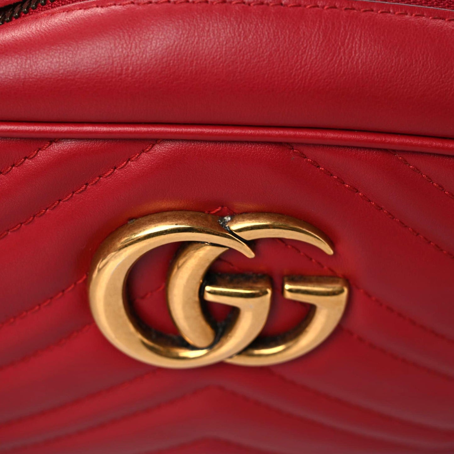 Calfskin Matelasse Small GG Marmont Chain Shoulder Bag Hibiscus Red