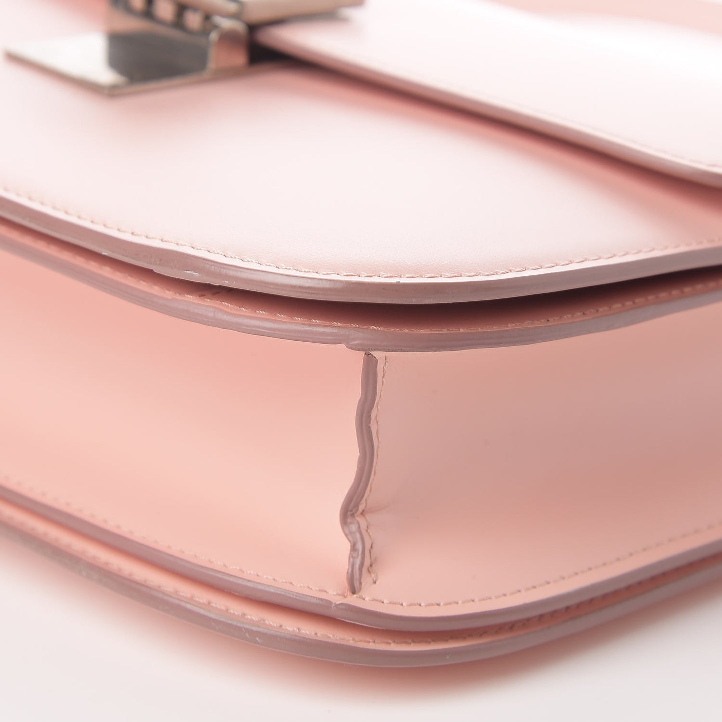 Box Calfskin Medium Classic Box Flap Bag Blush