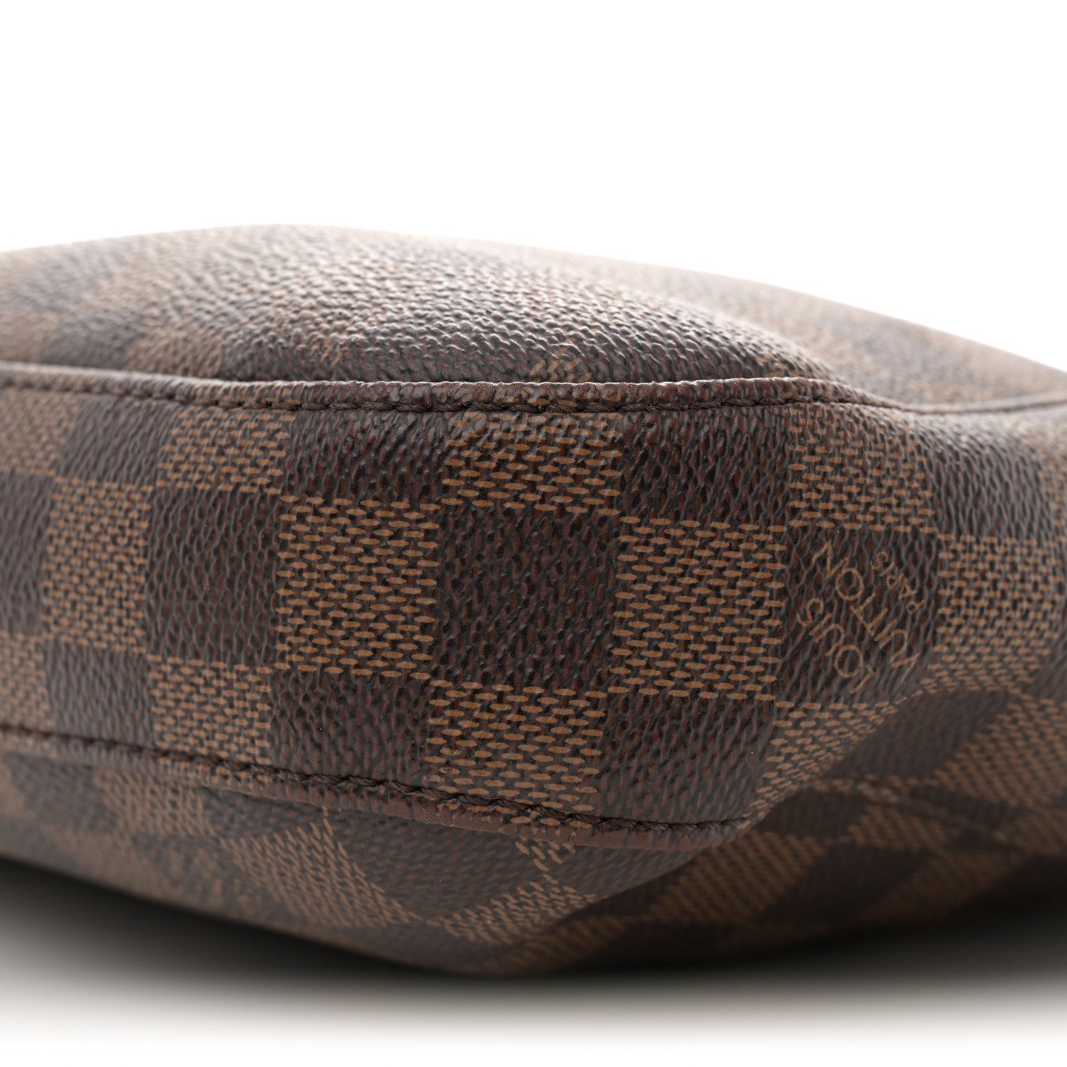 Louis Vuitton Damier Ebene South Bank Besace 11 of 19