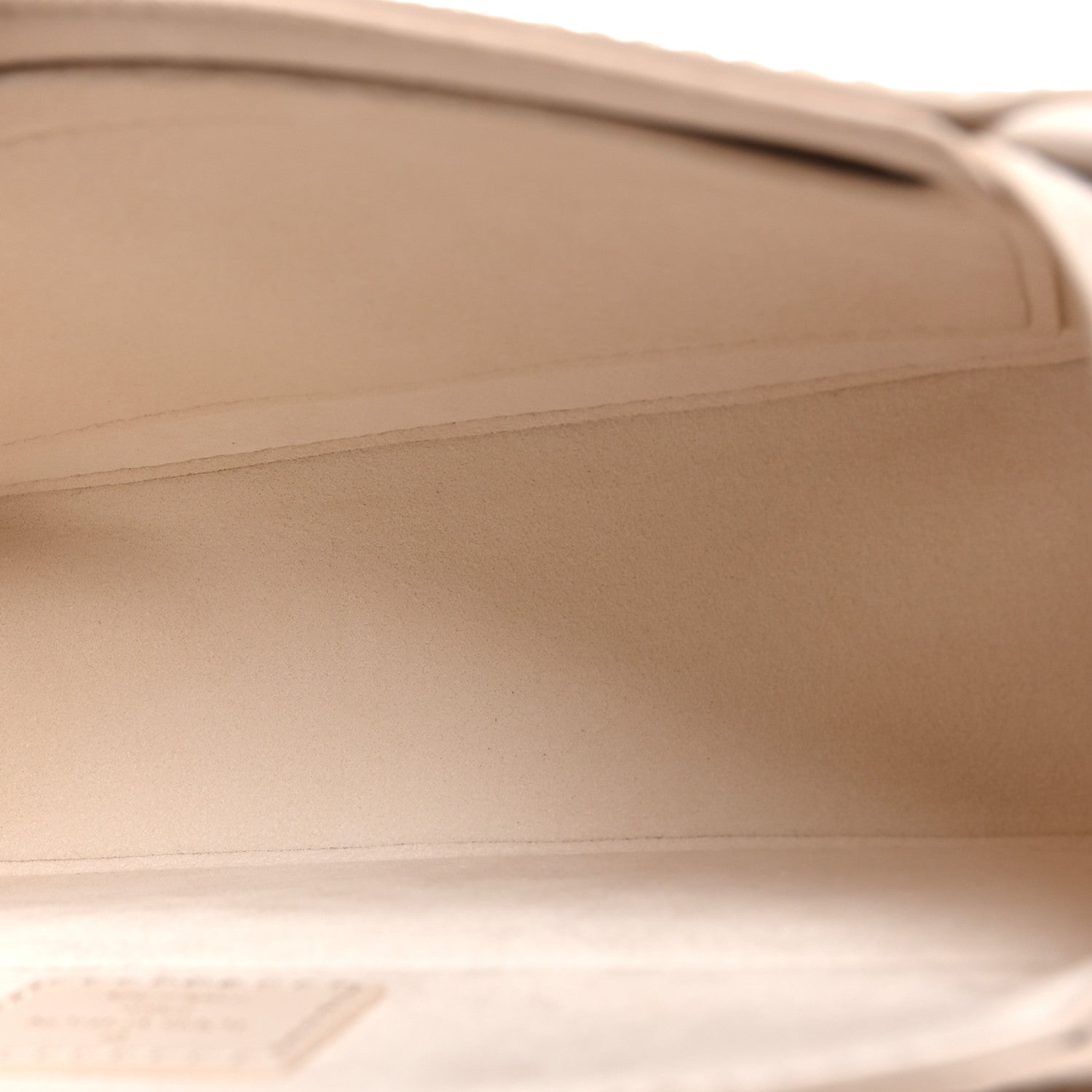 Louis Vuitton Epi Hide and Seek Quartz 5 of 8