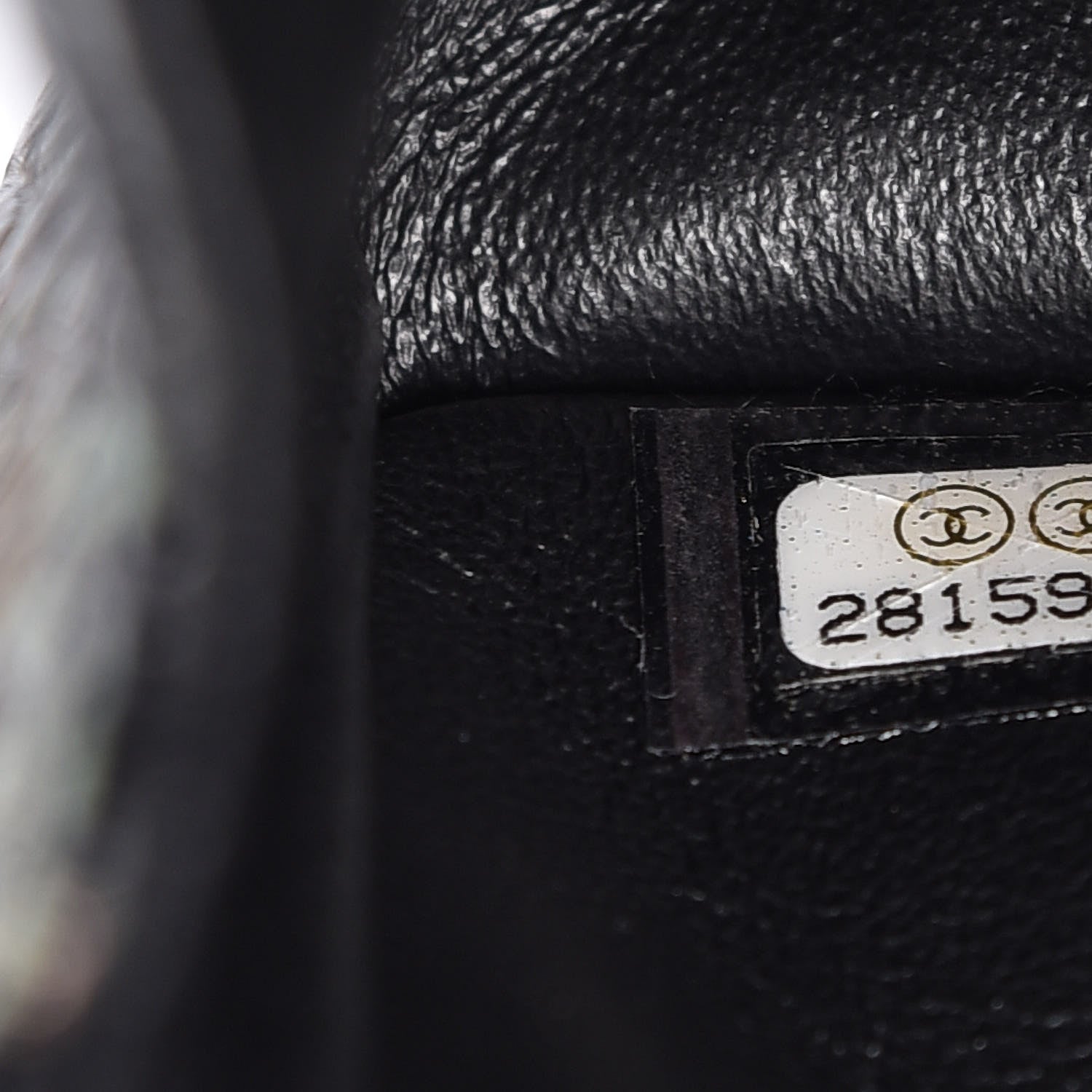 Chanel Calfskin Crocodile Embossed Graffiti 2.55 Mini Cocodile Reissue Flap Black Pink 7 of 13