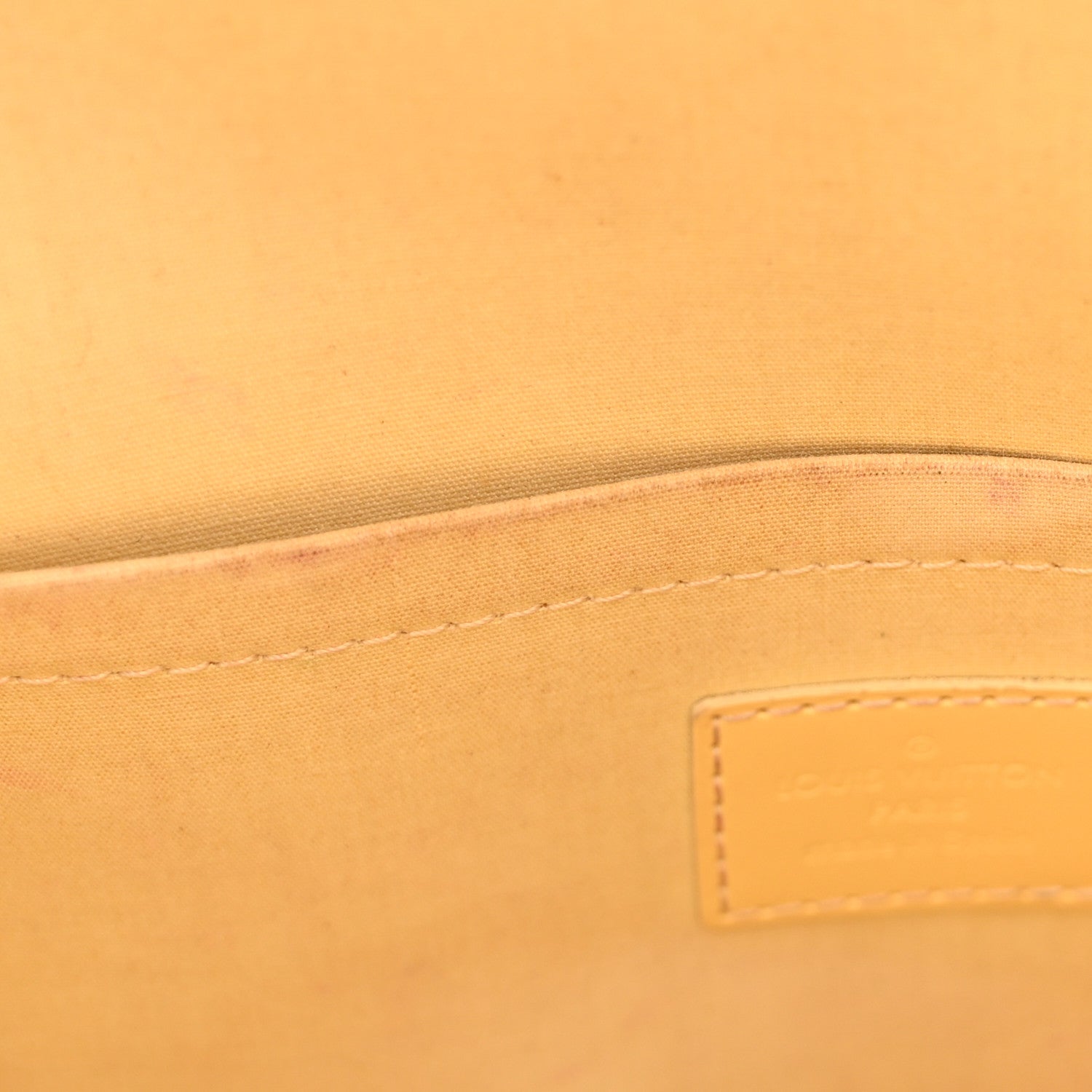 Louis Vuitton Epi Croisette PM Vanilla 14 of 16