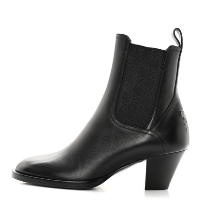 Fendi Vitello Karligraphy Embossed Ankle Boots 38.5 Black 1 of 15