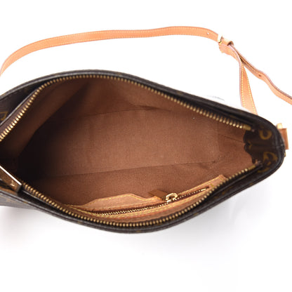 Louis Vuitton Monogram Trotteur 5 of 15