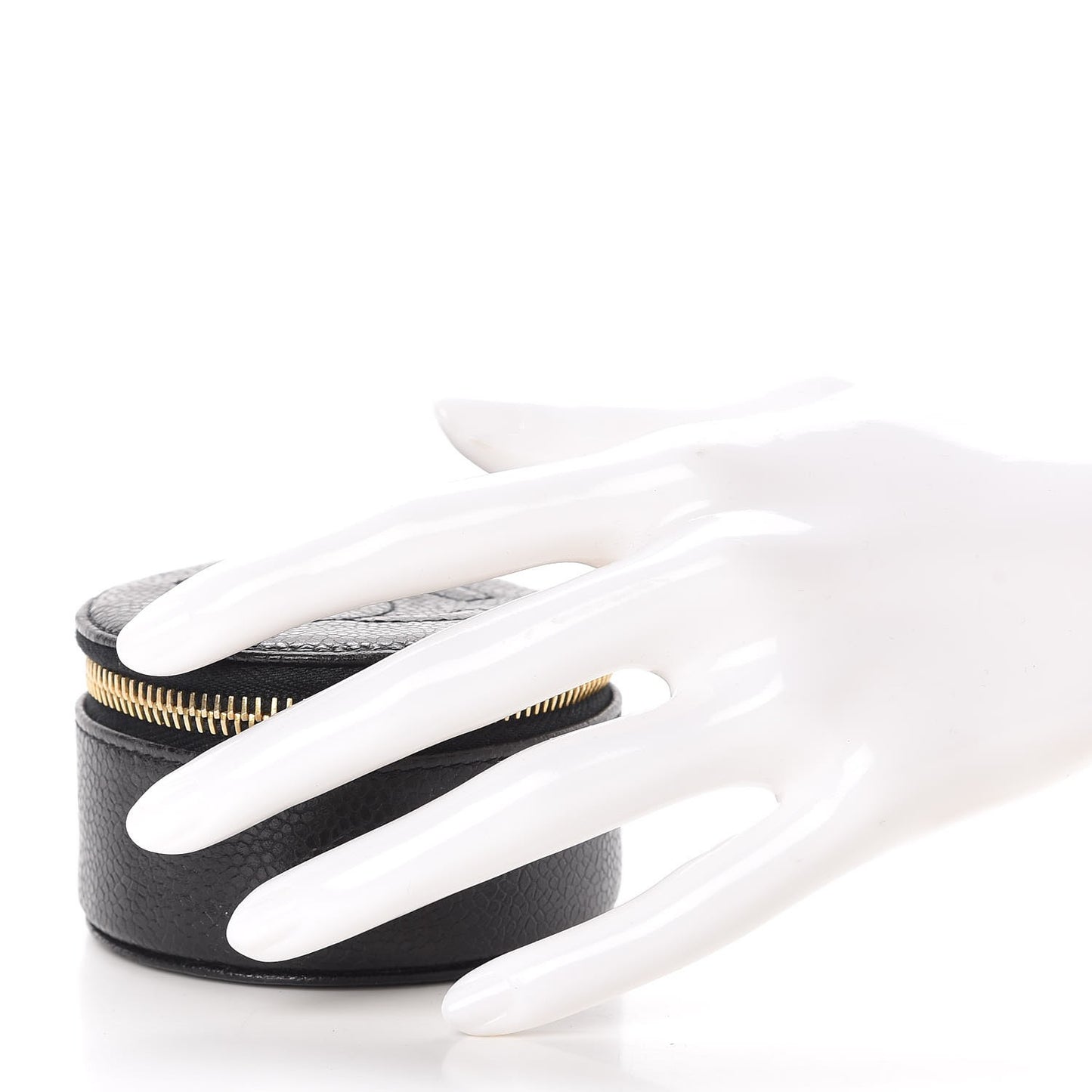 Caviar Round Jewelry Travel Case Black