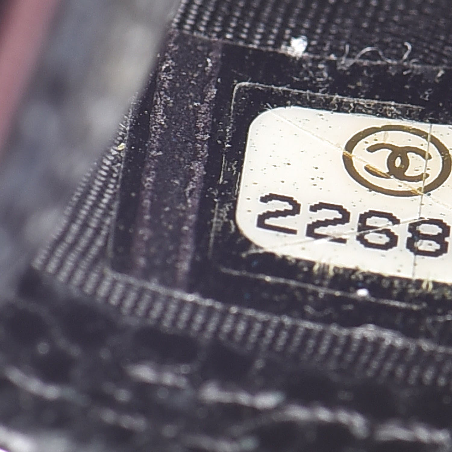 Chanel Caviar Quilted Card Holder Black 8 of 9