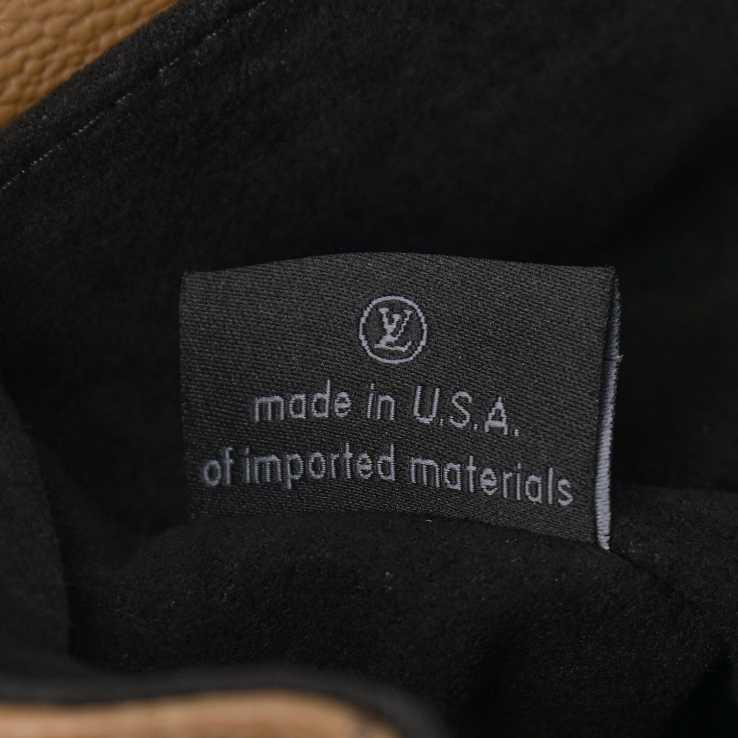 Reverse Monogram Pochette Metis