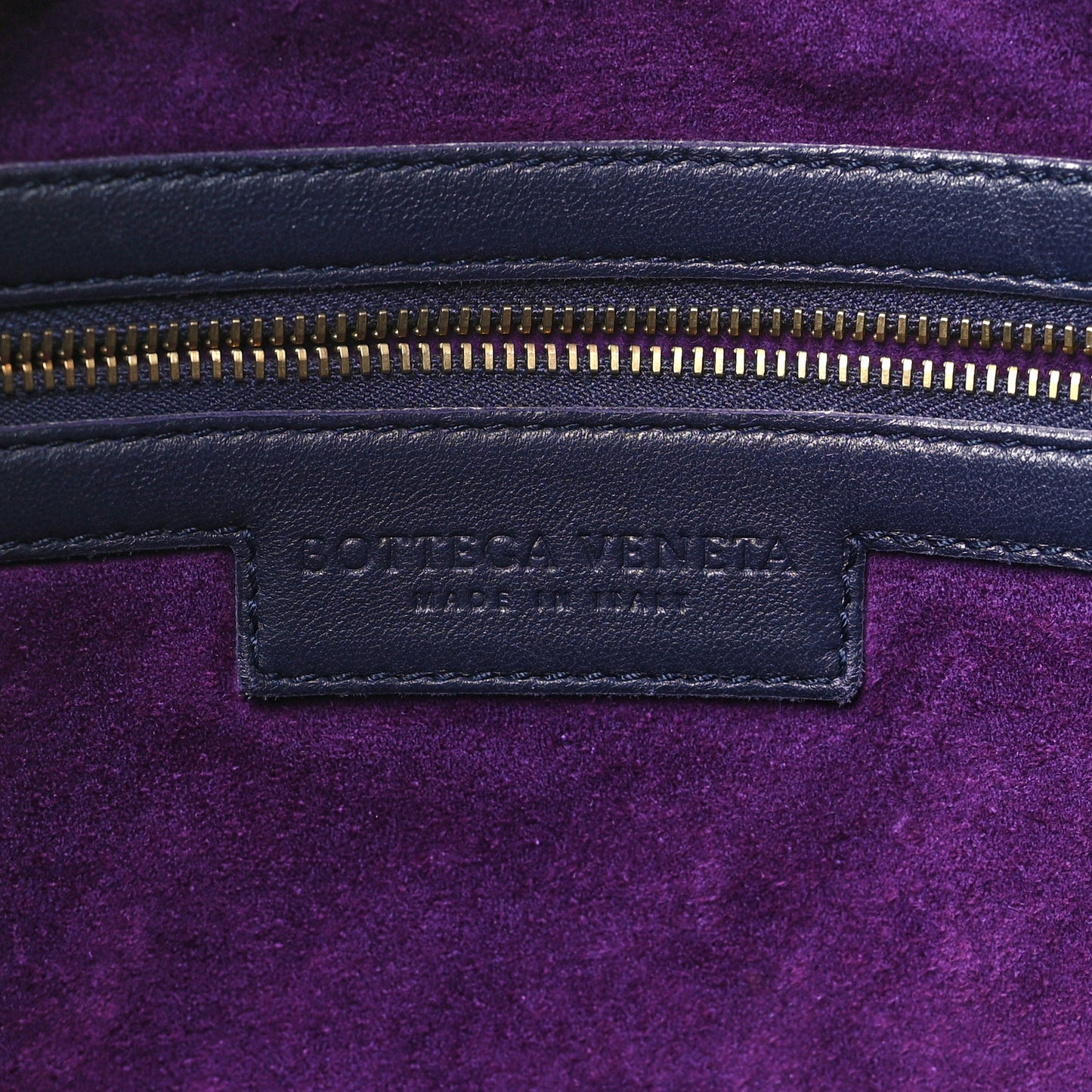 Nappa Intrecciato Large Veneta Hobo Aubergine