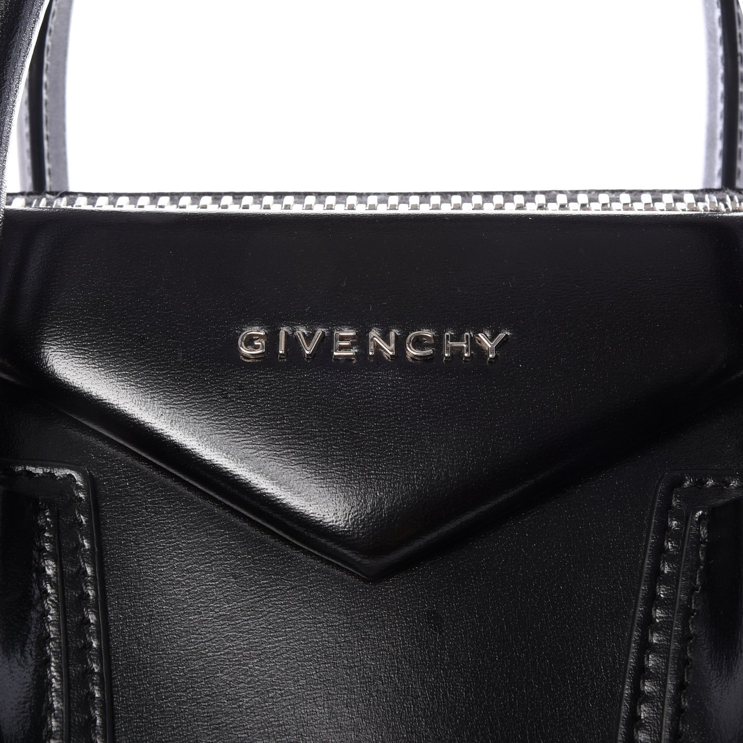 Shiny Lord Calfskin Medium Antigona Black