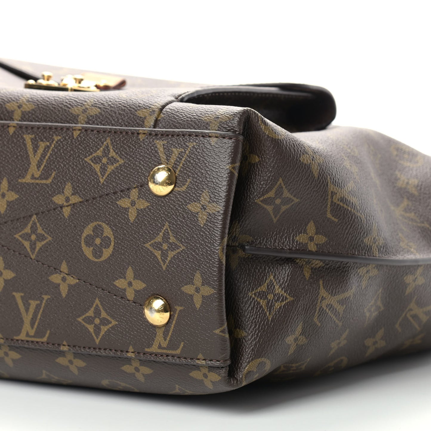 Monogram Metis