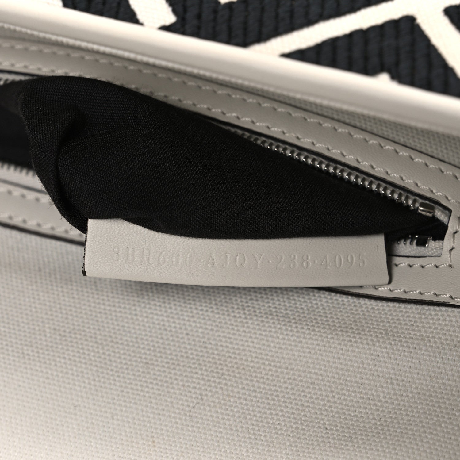 Fendi Canvas Vitello King FF Embroidered Baguette White Black 7 of 11
