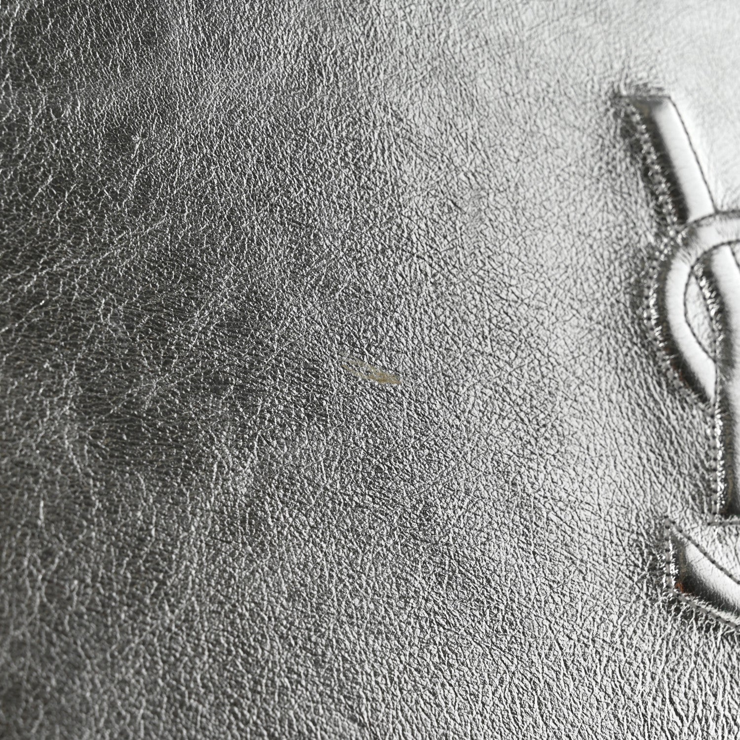Saint Laurent Metallic Calfskin Monogram Large Belle De Jour Clutch Silver 7 of 8