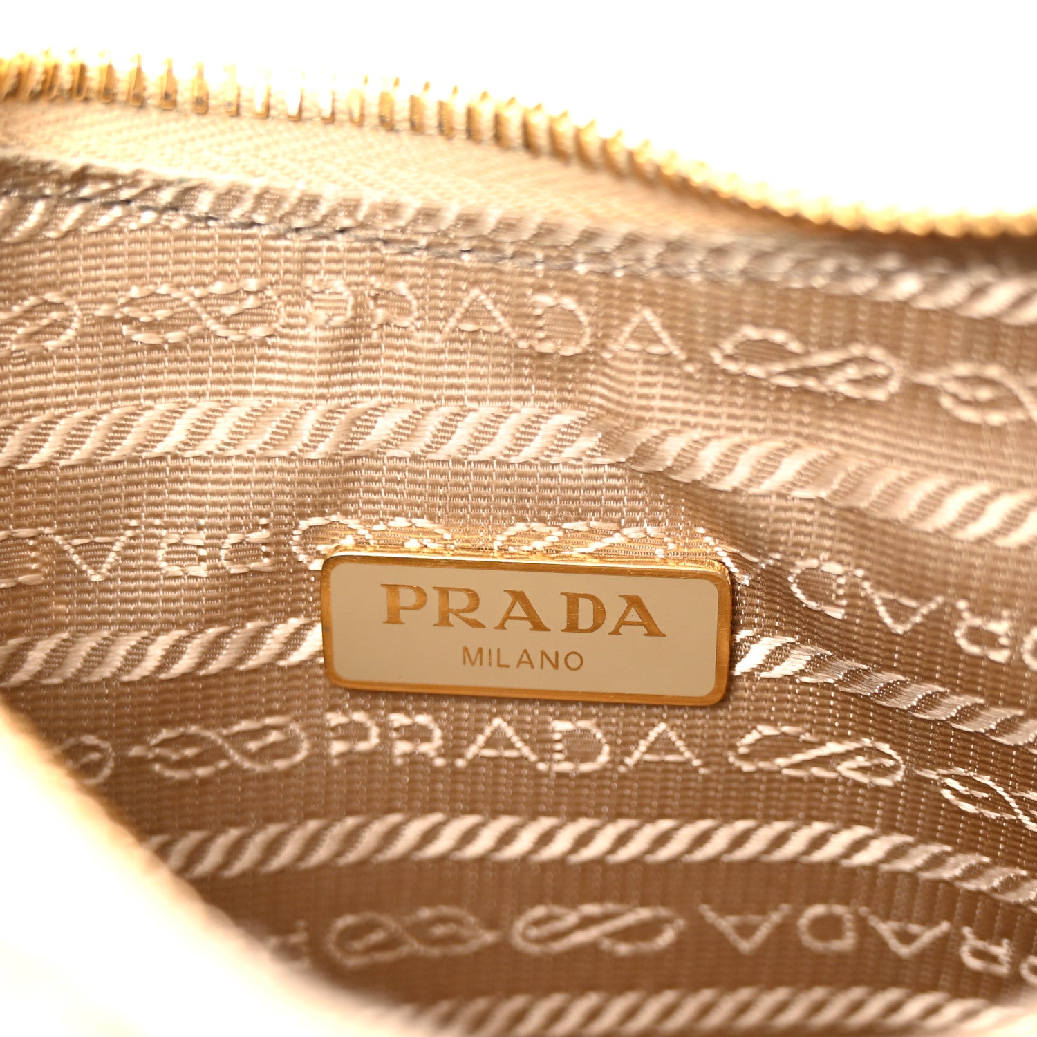 Prada Yarn Raffia Effect Crochet Mini Re-Edition 2000 Shoulder Bag Naturale 11 of 29