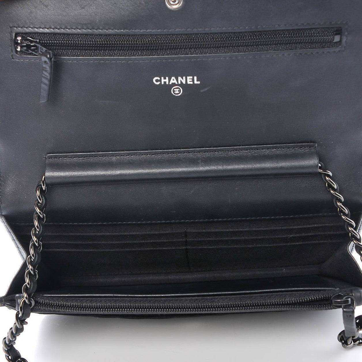 Velvet Quilted Wallet On Chain WOC Black