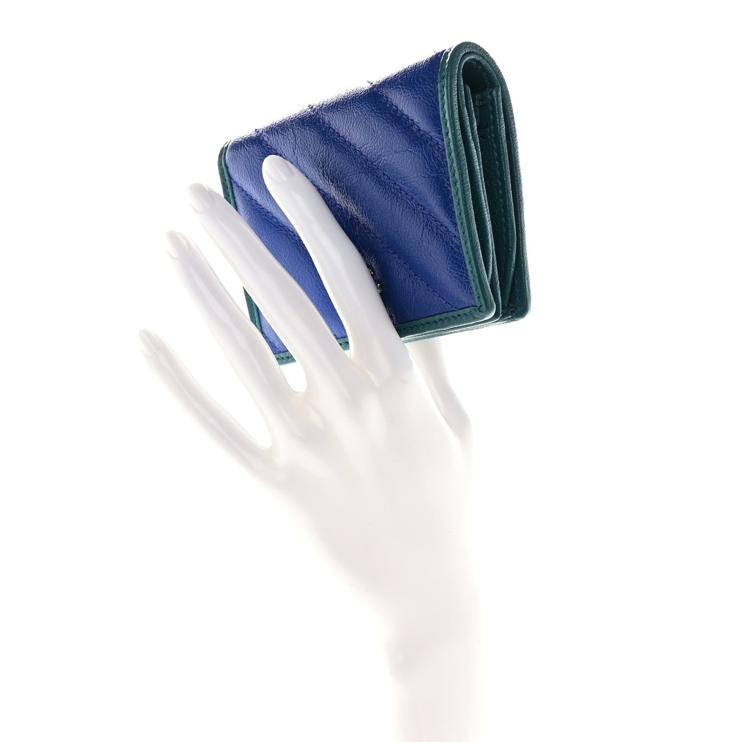 Azalea Calfskin Enamel Matelasse Diagonal Torchon GG Marmont Card Case Imperial Blue Pavone