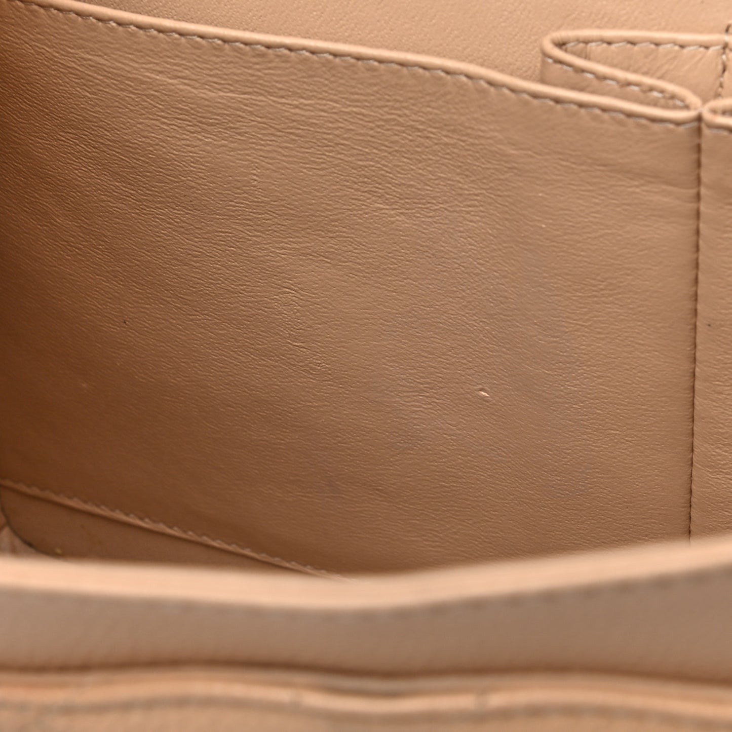 Caviar Quilted Jumbo Double Flap Beige Clair