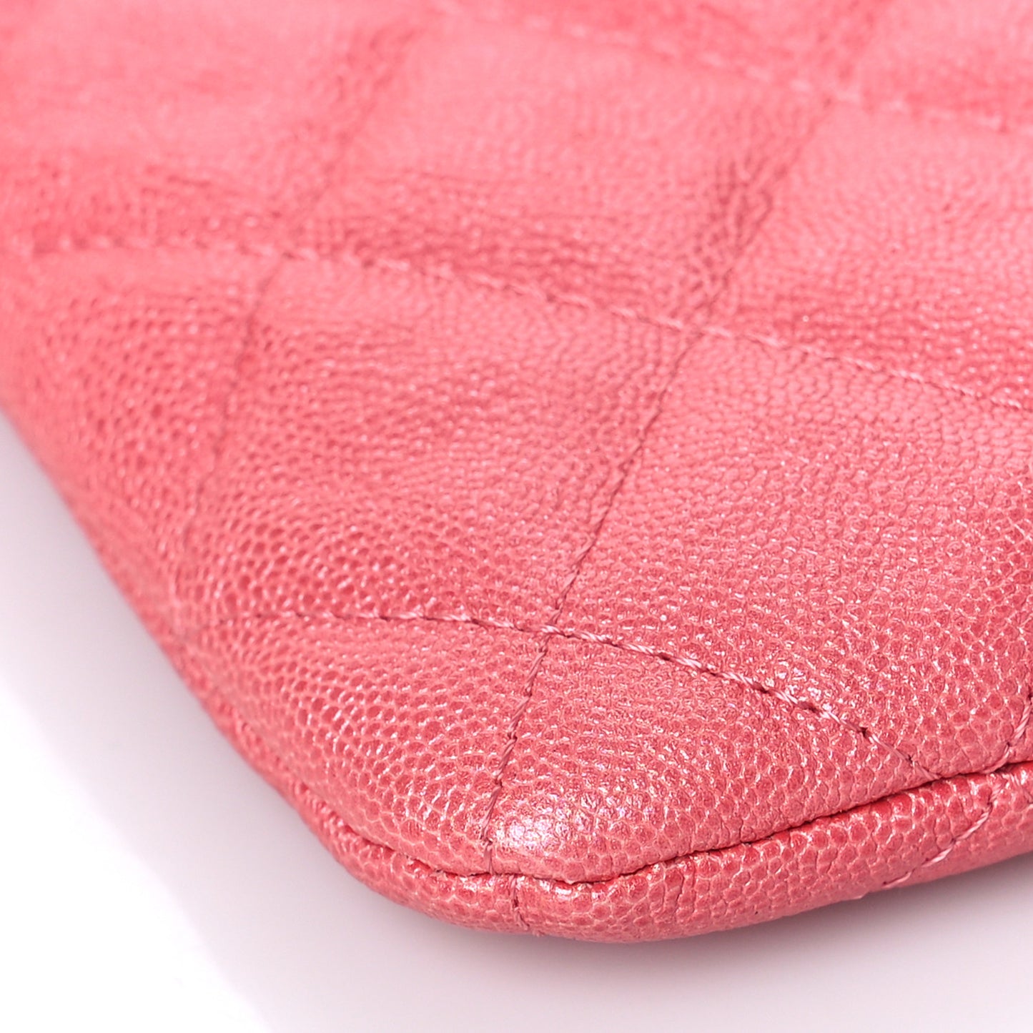 Iridescent Caviar Quilted Medium Flap Cosmetic Case Pink