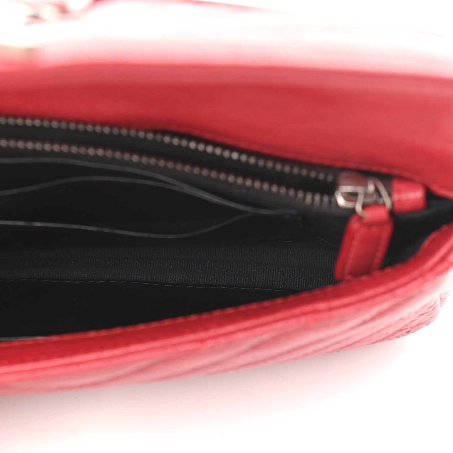 Sheepskin Matelasse Chevron Monogram College Chain Wallet New Red