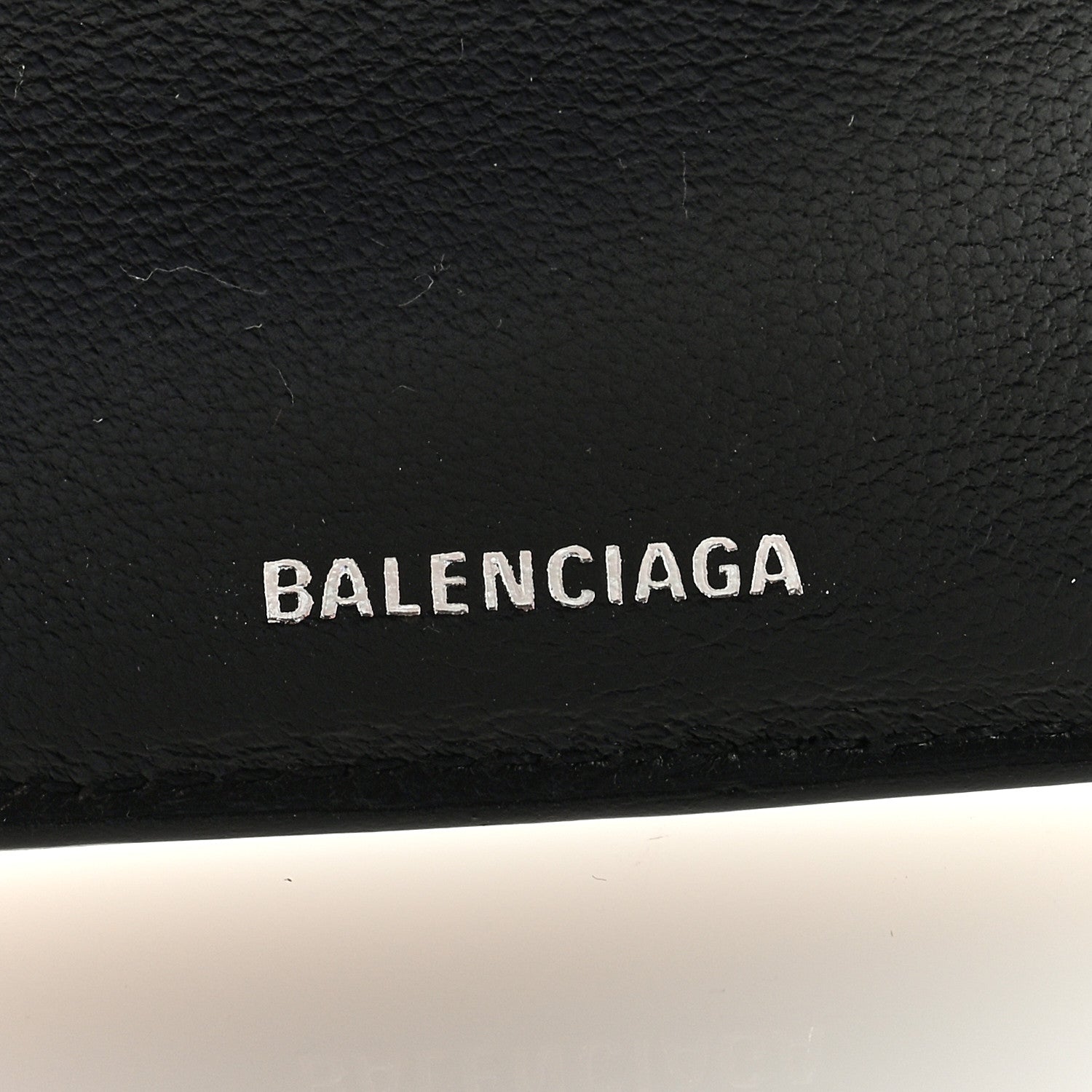 Balenciaga Grained Calfskin Logo Mini Cash Wallet On Chain Black White 7 of 9
