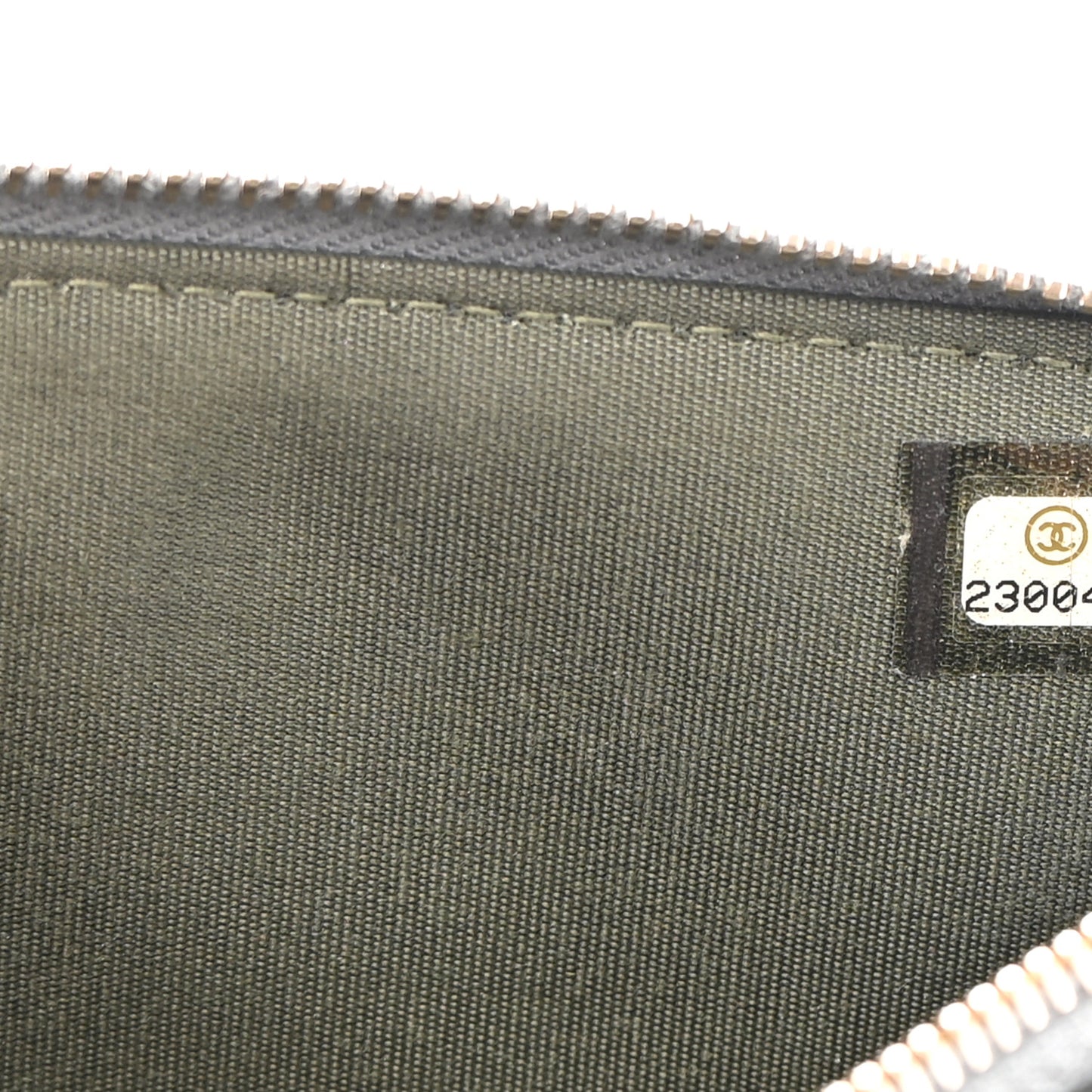 Caviar Quilted Small Boy Clutch With Chain Grey