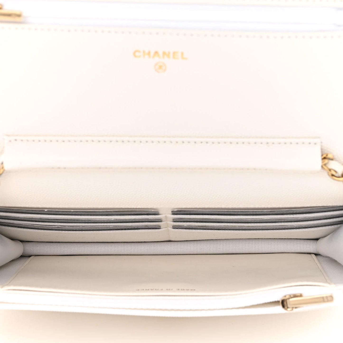 Caviar Quilted Wallet On Chain WOC White