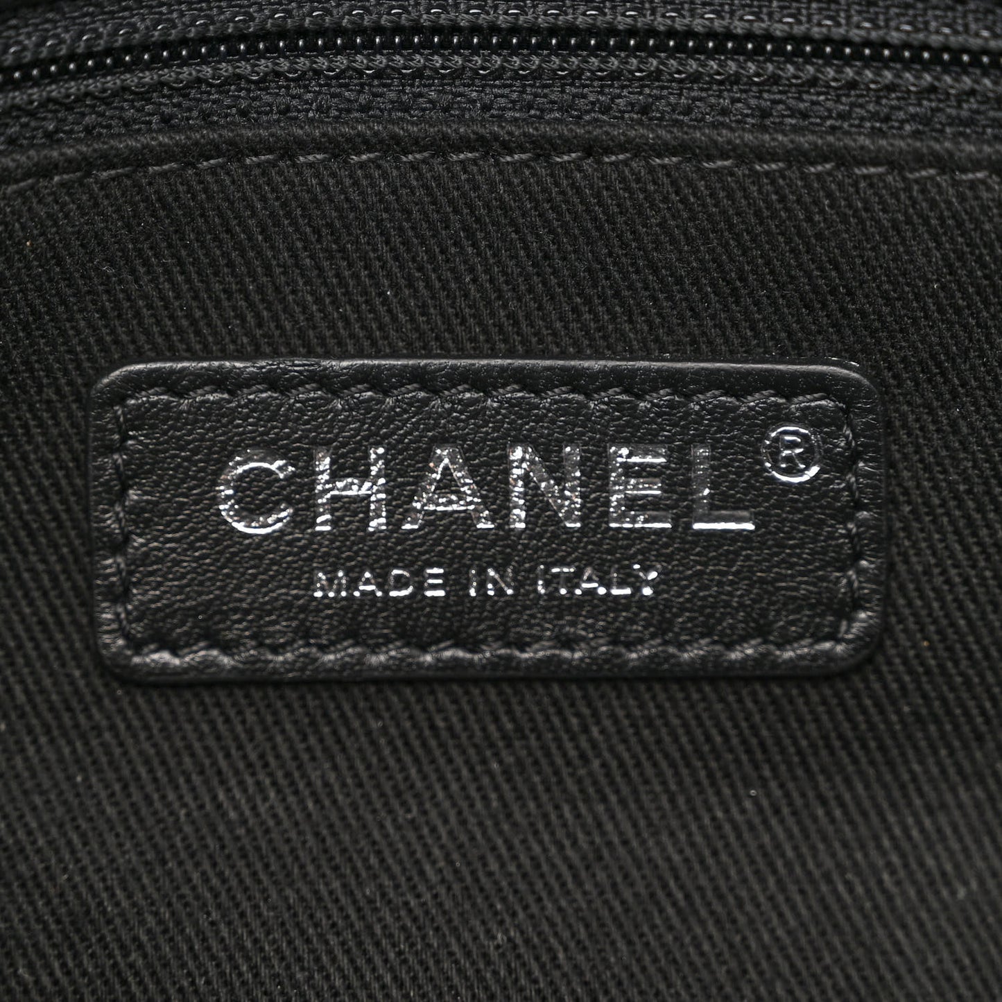 Grained Calfskin Stitched Small Braided With Style Flap Black