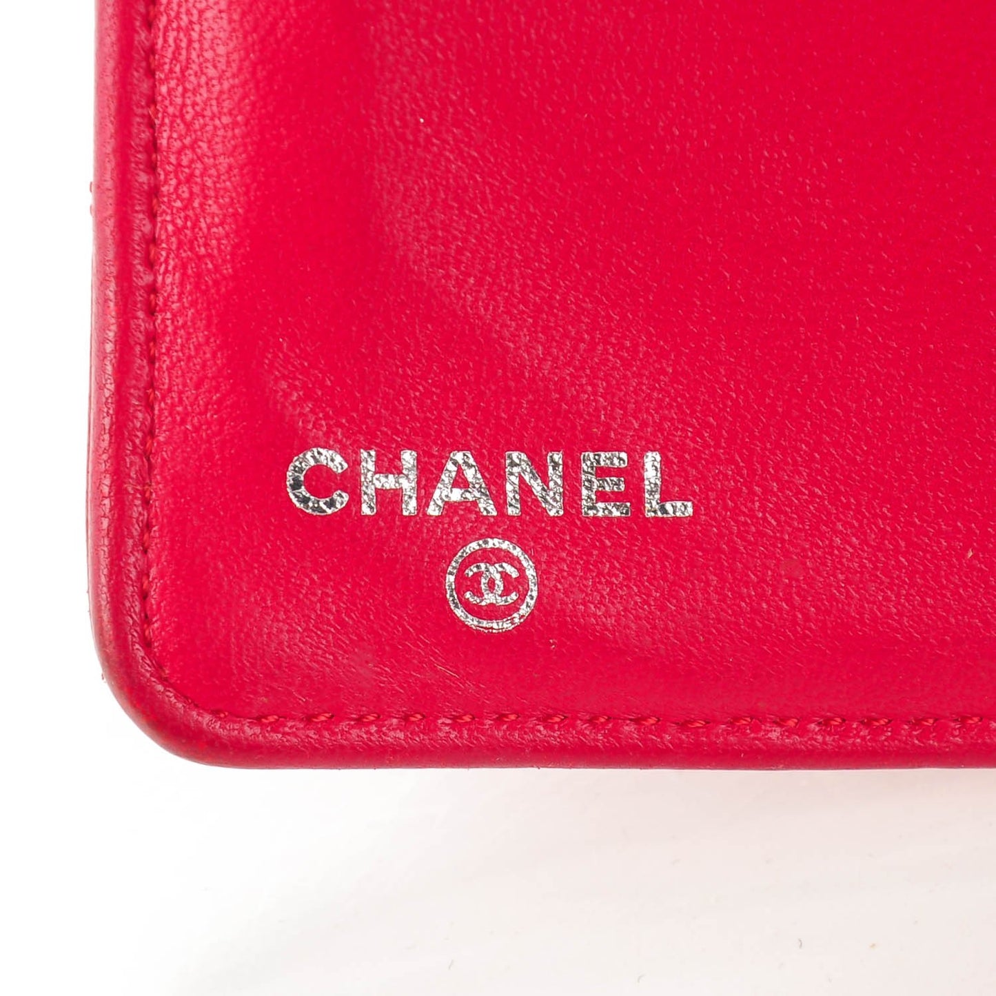 Lambskin Quilted Yen Wallet Red
