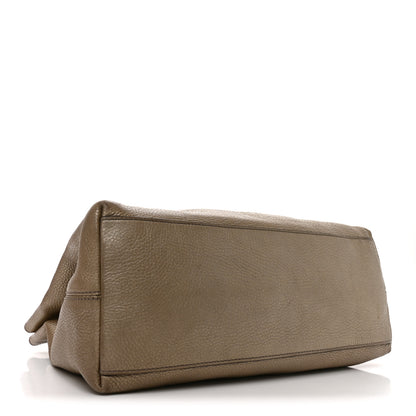 Gucci Metallic Pebbled Calfskin Medium Soho Chain Shoulder Bag Golden Beige 3 of 10