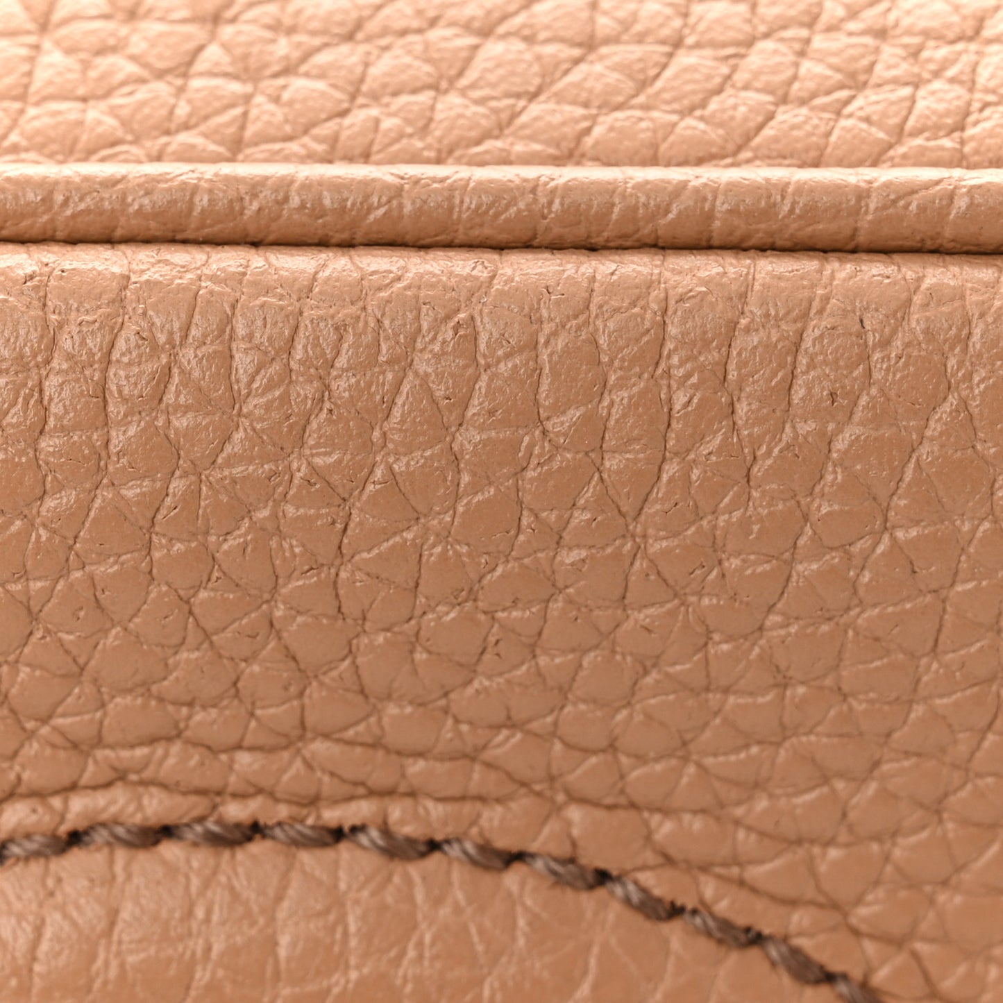Pebbled Calfskin Small Soho Disco Bag Camelia