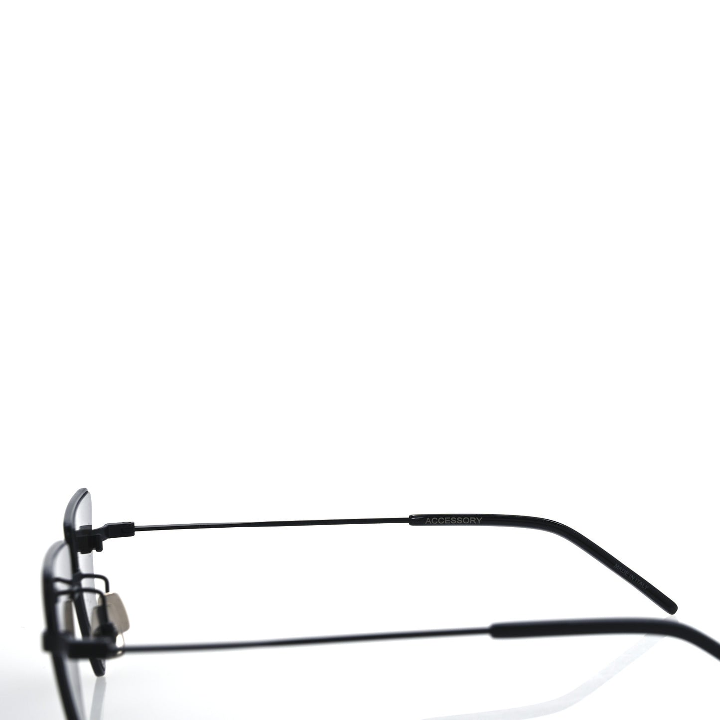 Metal Triangle Zoe Sunglasses SL300 Black