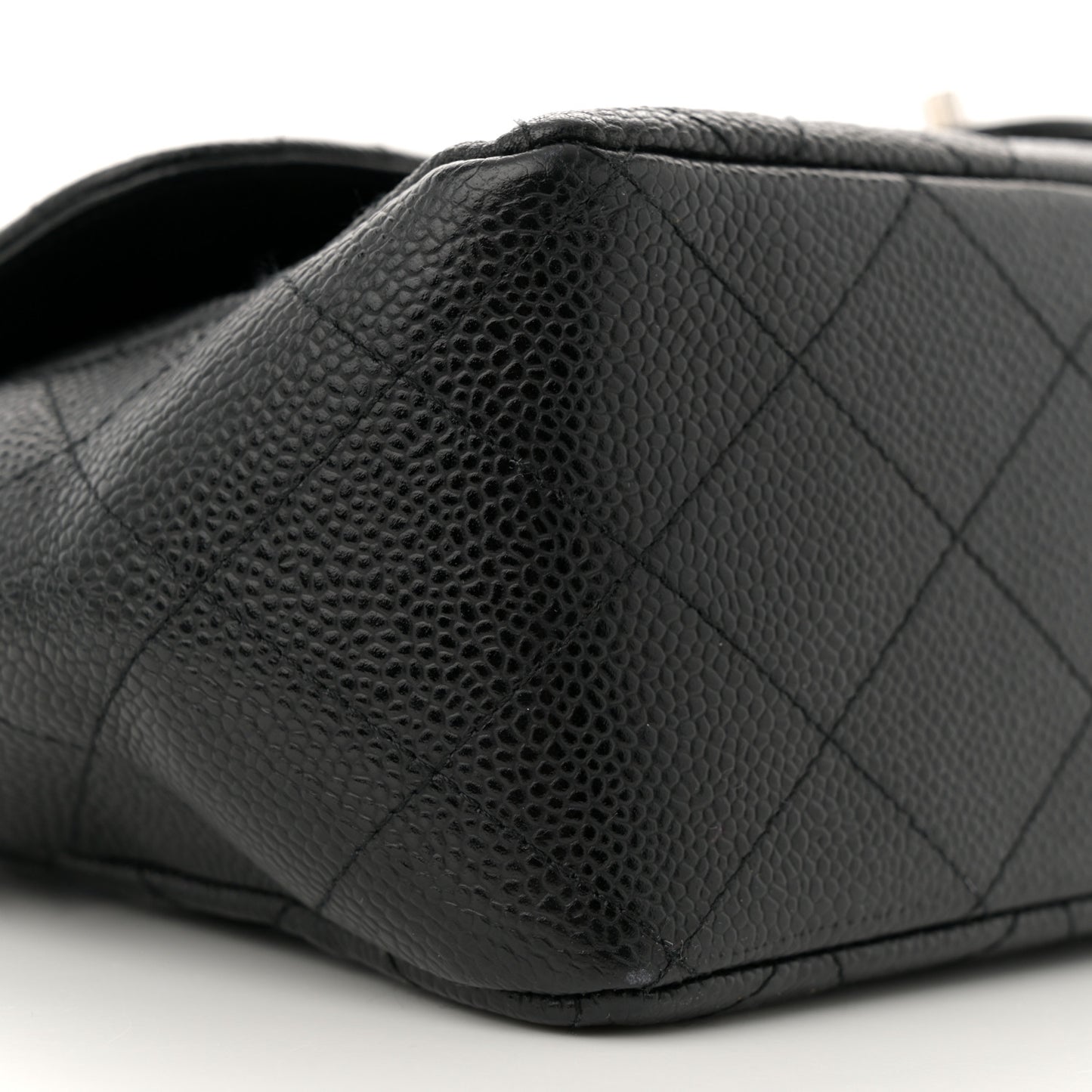 Caviar Quilted Jumbo Single Flap Black