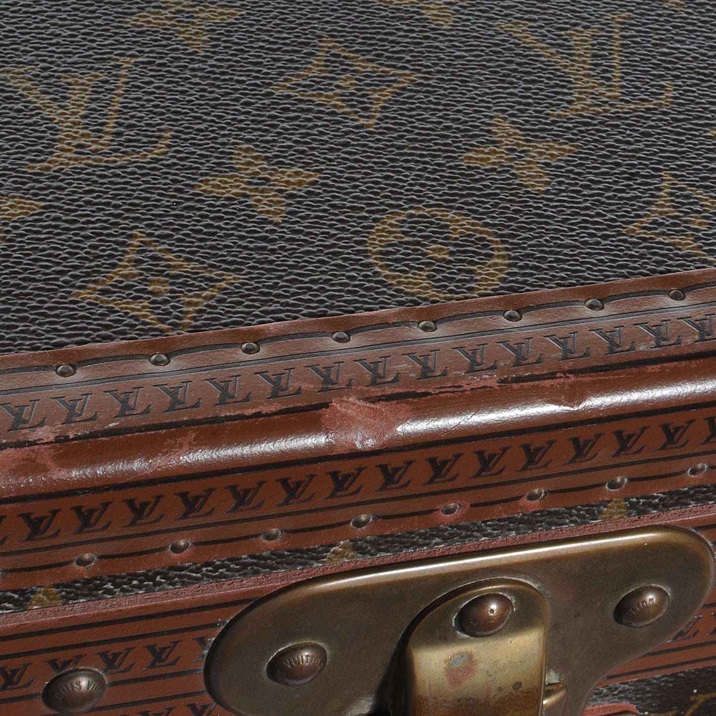 Monogram Alzer 70