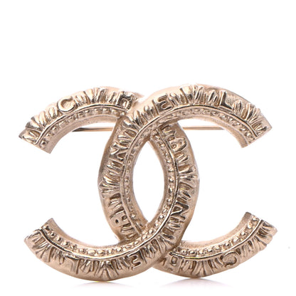 Chanel CC Logo Brooch Gold 1 of 4