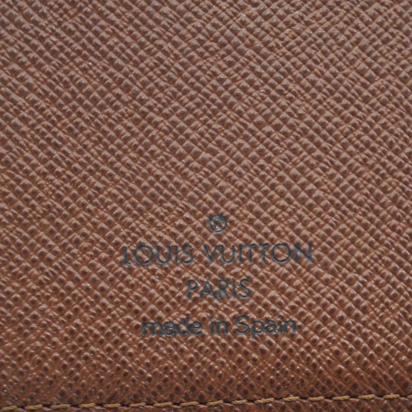 Monogram Small Ring Agenda