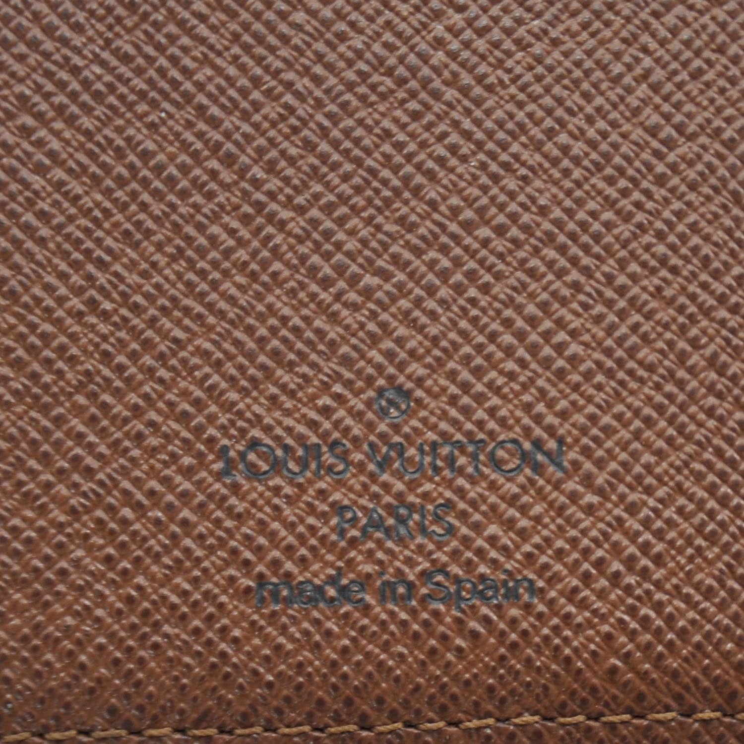 Louis Vuitton Monogram Small Ring Agenda 5 of 6