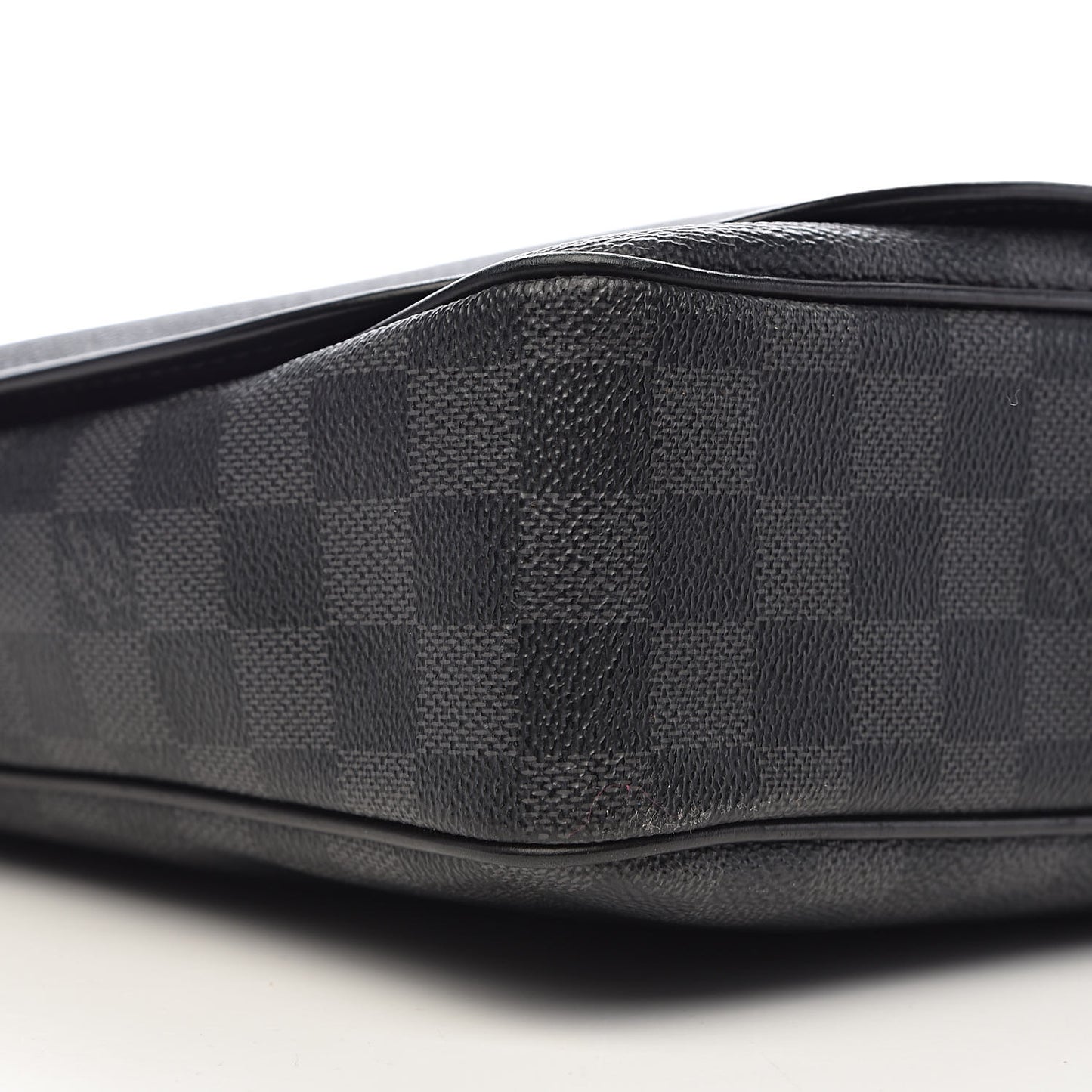Damier Graphite District MM