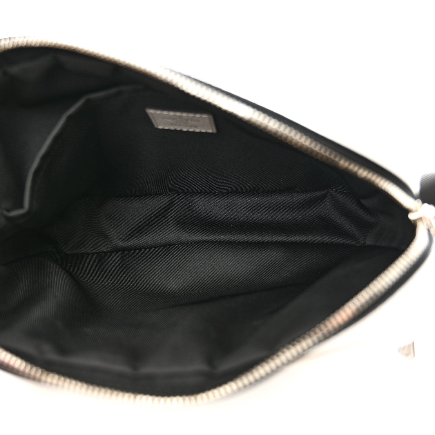 Louis Vuitton Taigarama Outdoor Messenger Antartica 5 of 12