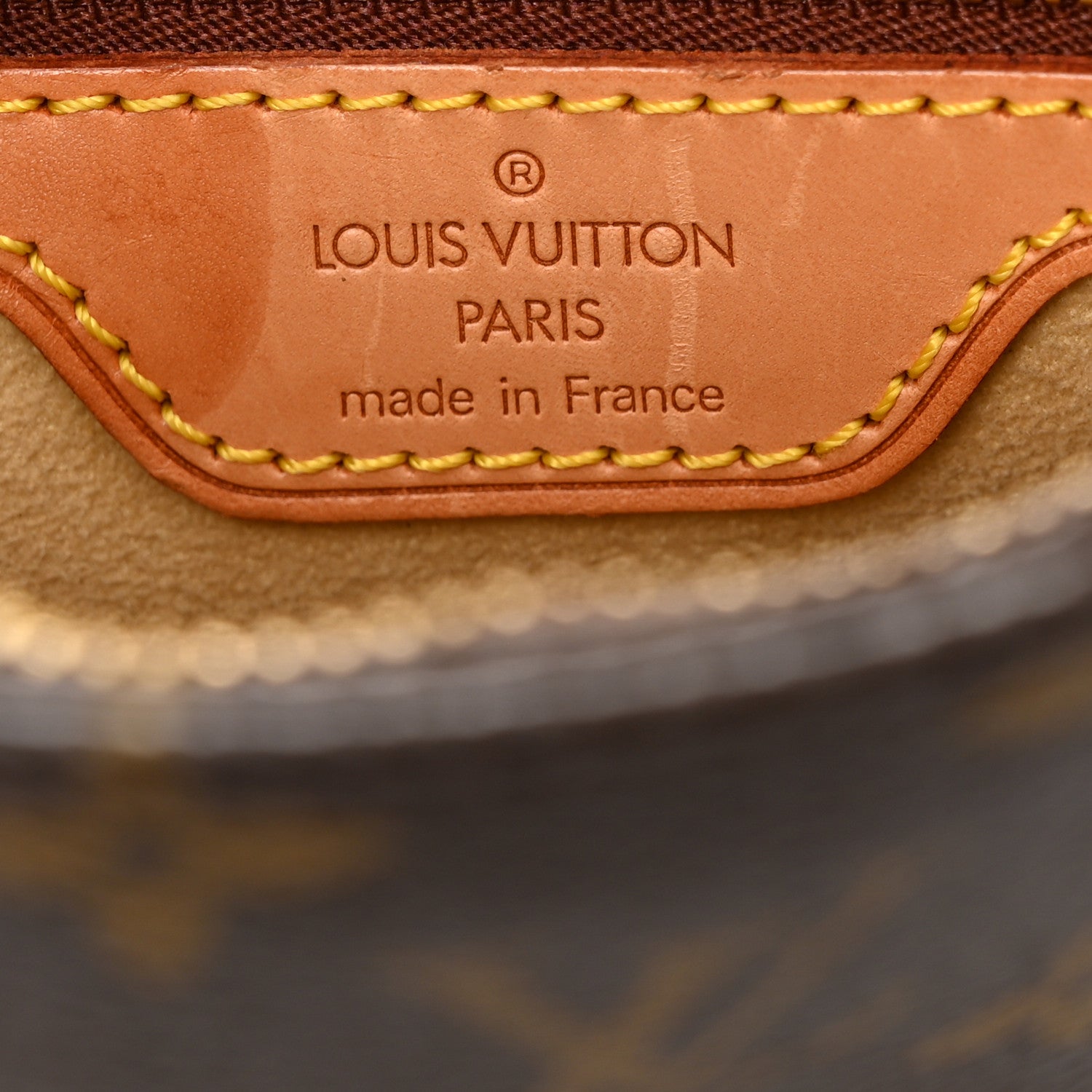 Louis Vuitton Monogram Looping MM 6 of 10